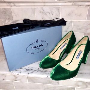 Prada Emerald Green Velvet Pumps Size 38